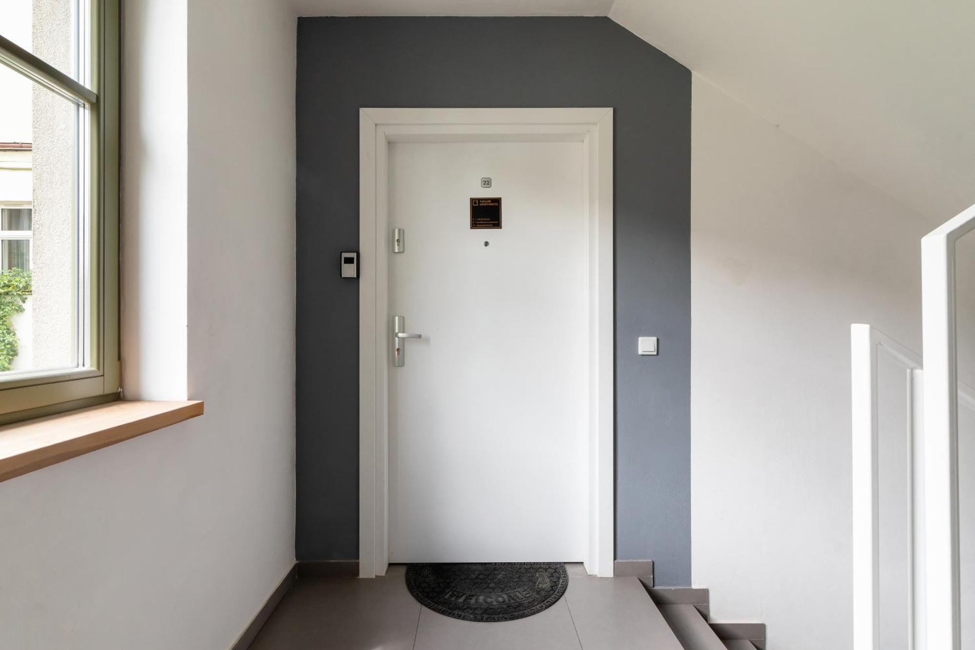 One Bedroom With A Balcony - Dietla 109 Street Krakau